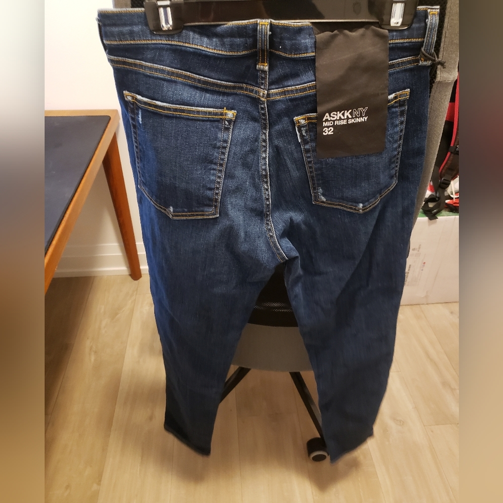 ASKK NY Mid Rise Skinny Jeans Long Beach Size 32